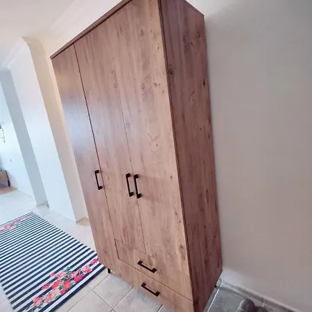 Deniz Kiyisinda Rahat Daireler Apartment *